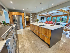 Photo 15- click for photo gallery